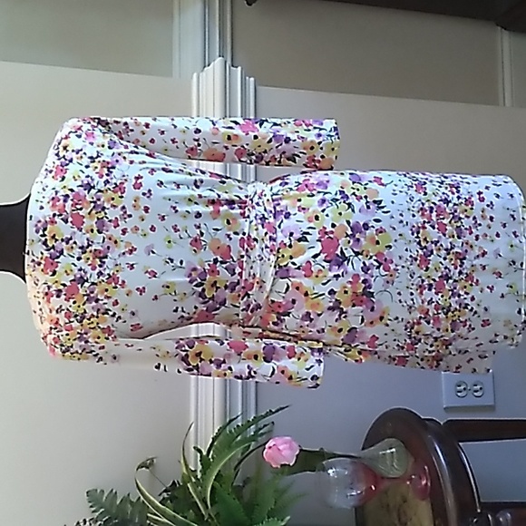 Jessica Simpson - Picture 2 of 2